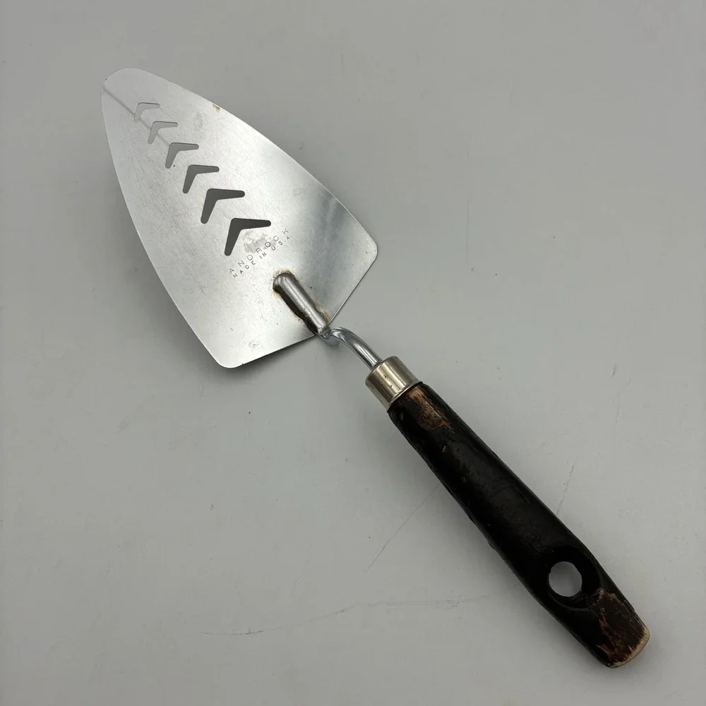 Vintage Androck Pie Cake Server Stainless Steel Wood Handle Chevron Cutout USA